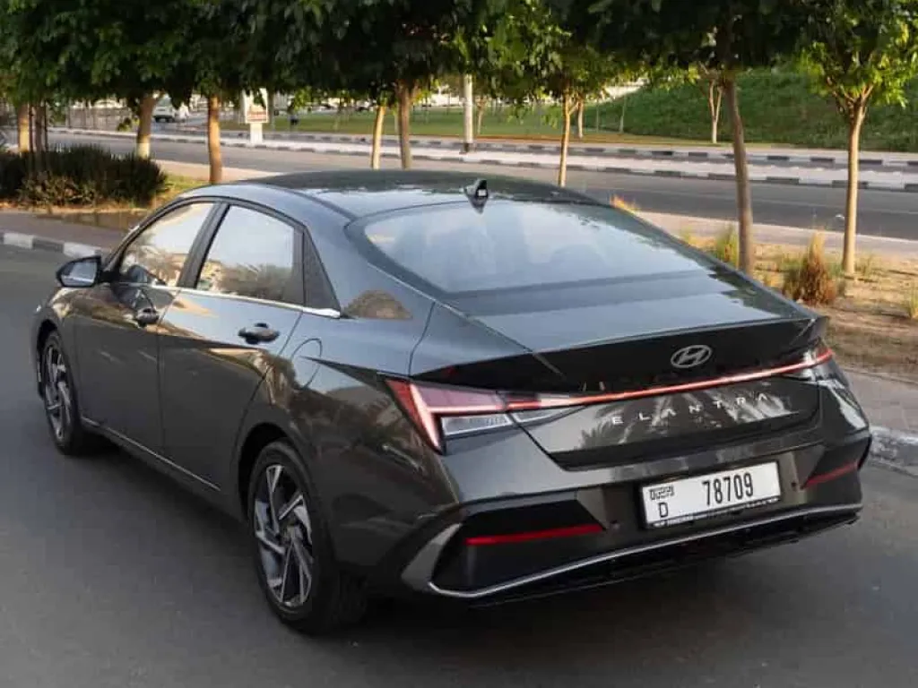 Hyundai Elantra 2024 #1